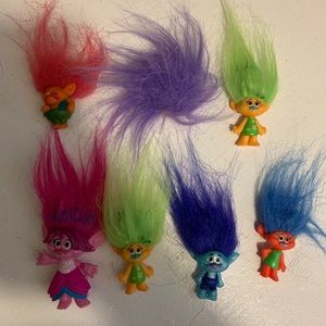 TROLLS mini figures